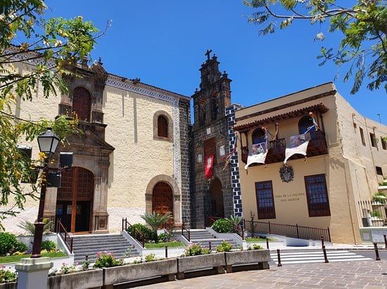 La Comisión Mixta de Fiestas pide la eliminación de puestos de ‘fast food’ y ‘cocktails’ en el tramo que recorre la Romería Tradicional de La Orotava