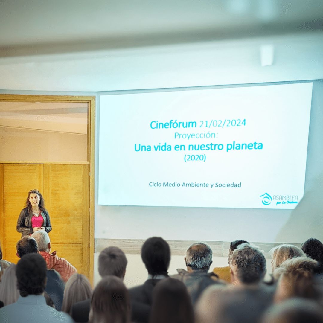 Éxito del primer cinefórum “Medio Ambiente y Sociedad”